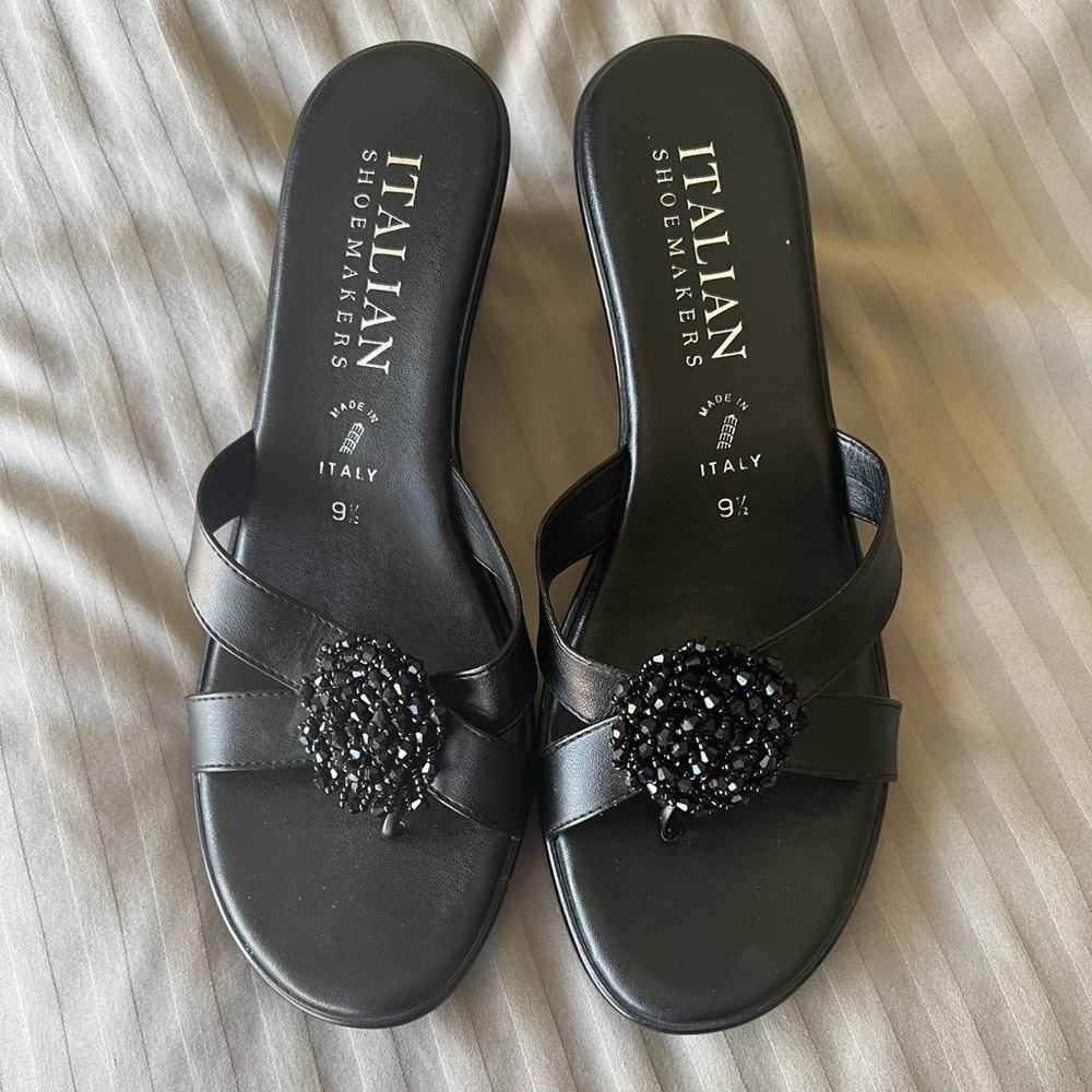 Italian Shoemakers Black Sandals 9.5